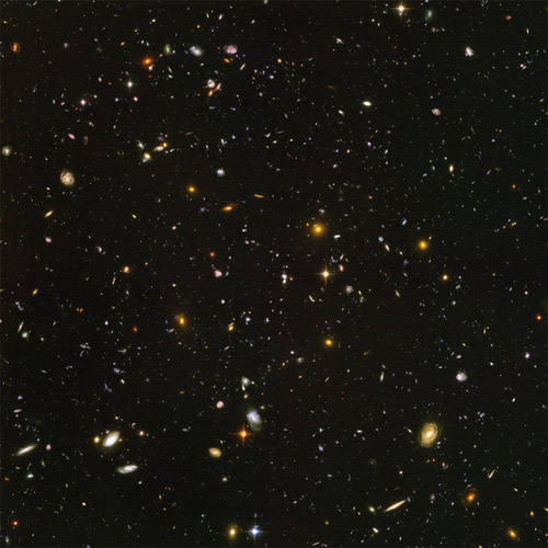 Ультра Глубокий Взгляд Хаббла: 10 000 галактик на одном снимке !